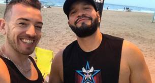 Fue grabado agrediendo e insultando a una pareja gay, pero no le acusan de crimen de odio